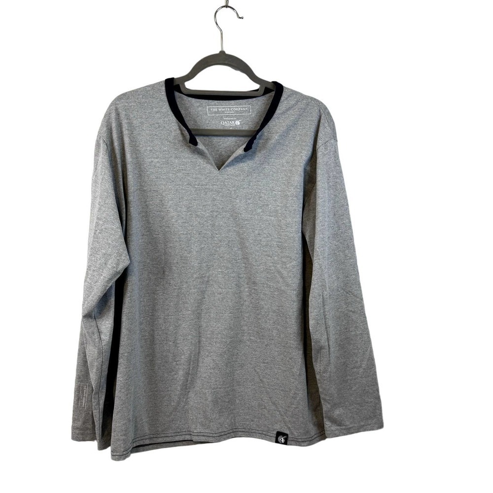 The White Company London Exclusively for Qatar Airways Size M v-neck Gray Shirt